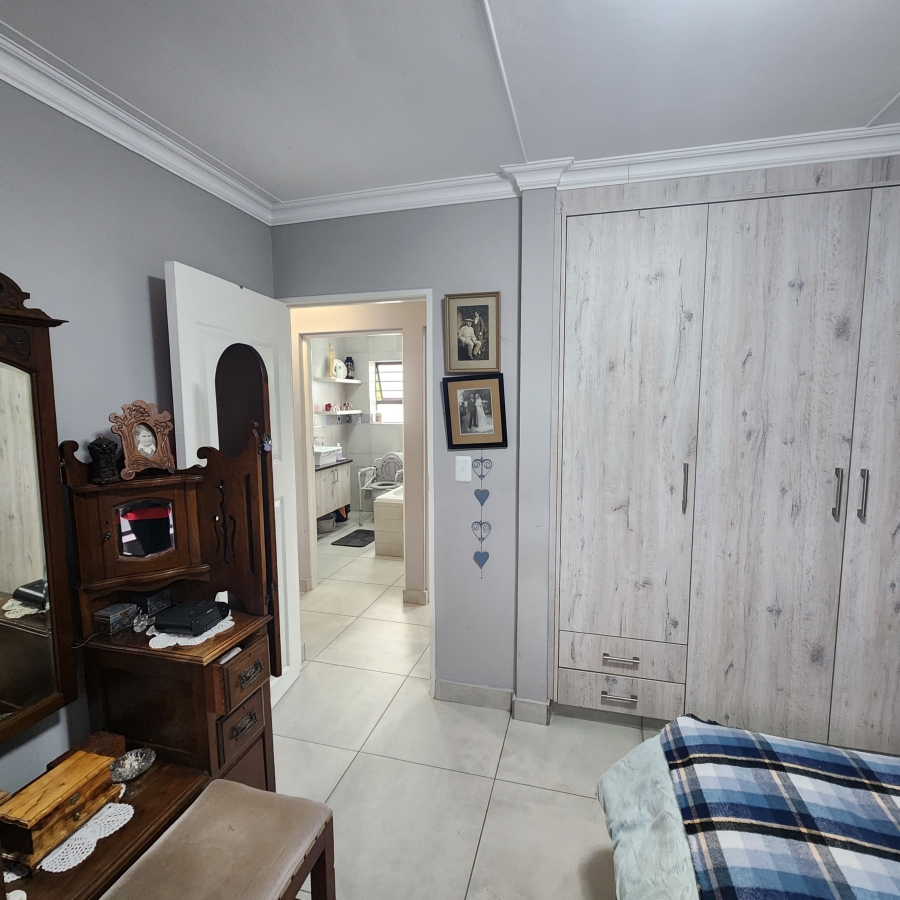 2 Bedroom Property for Sale in Dana Bay Western Cape